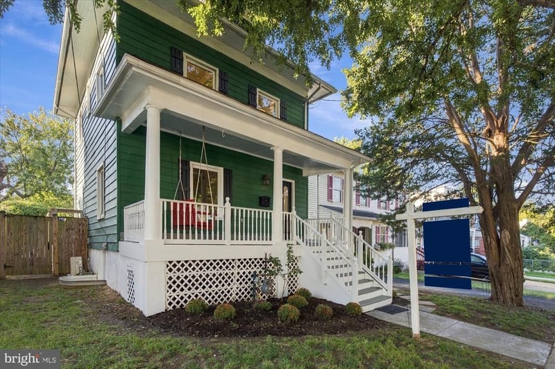 117 Clifford Ave, Alexandria, VA 22305