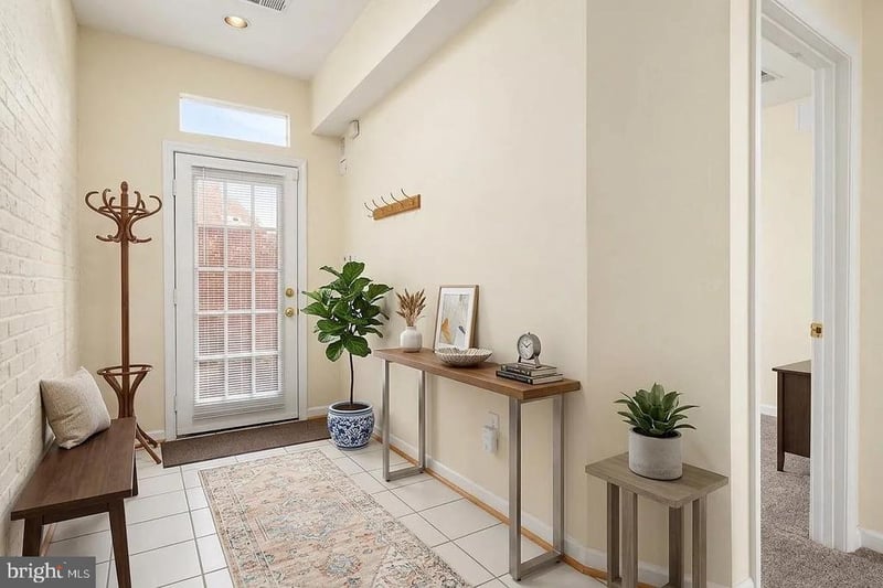 2903 12 13th St NW, Washington, DC 20009