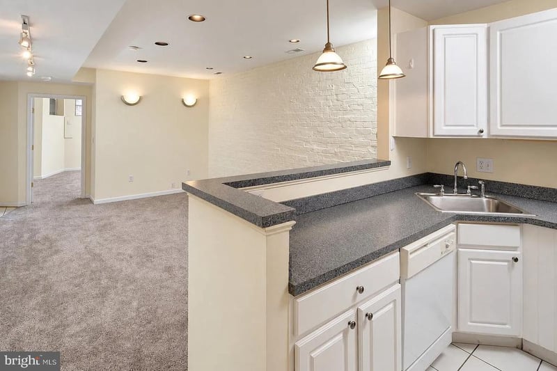 2903 12 13th St NW, Washington, DC 20009