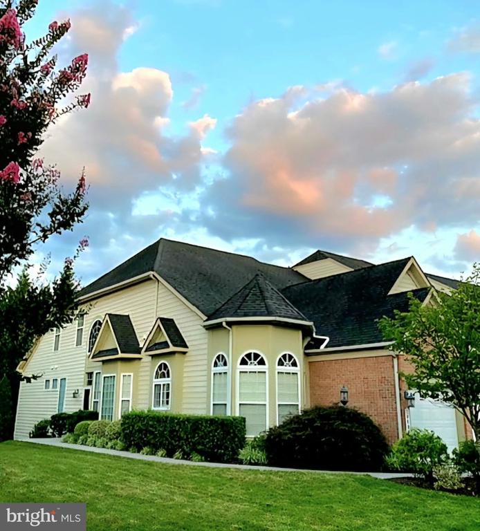 20880 Royal Villa Ter, Sterling, VA 20165