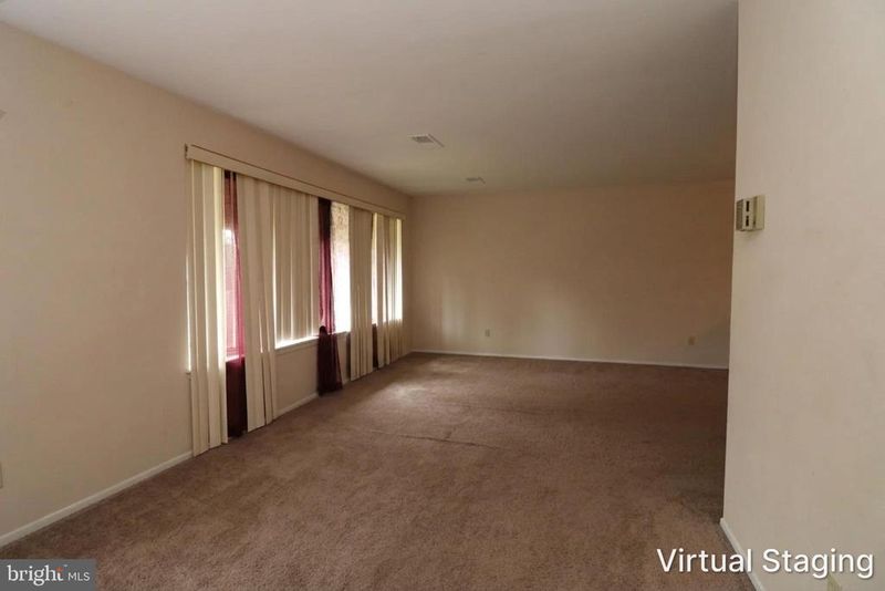 18614 Walkers Choice Rd #5, Montgomery Village, MD 20886