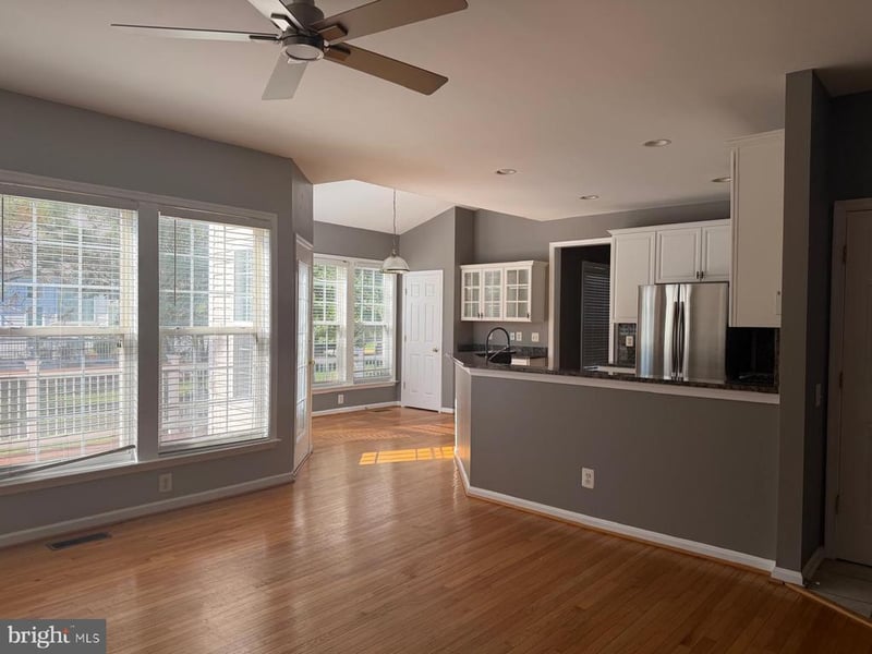 2469 Leyland Ridge Rd, Herndon, VA 20171