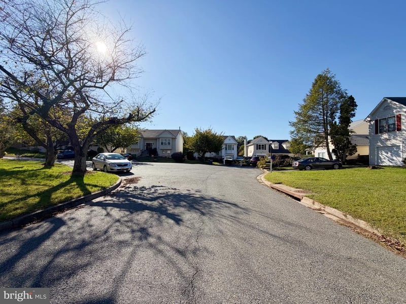 6 Norwich Ct, Gaithersburg, MD 20878