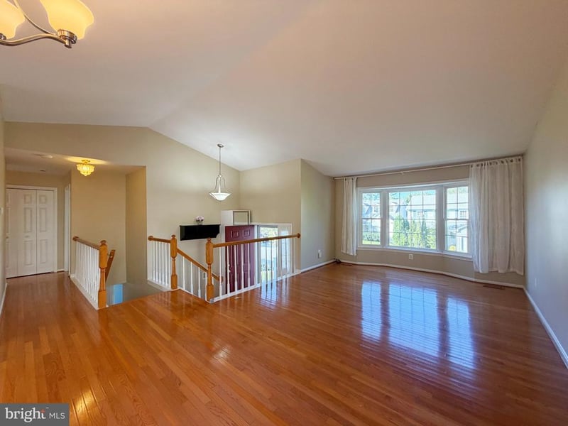 6 Norwich Ct, Gaithersburg, MD 20878