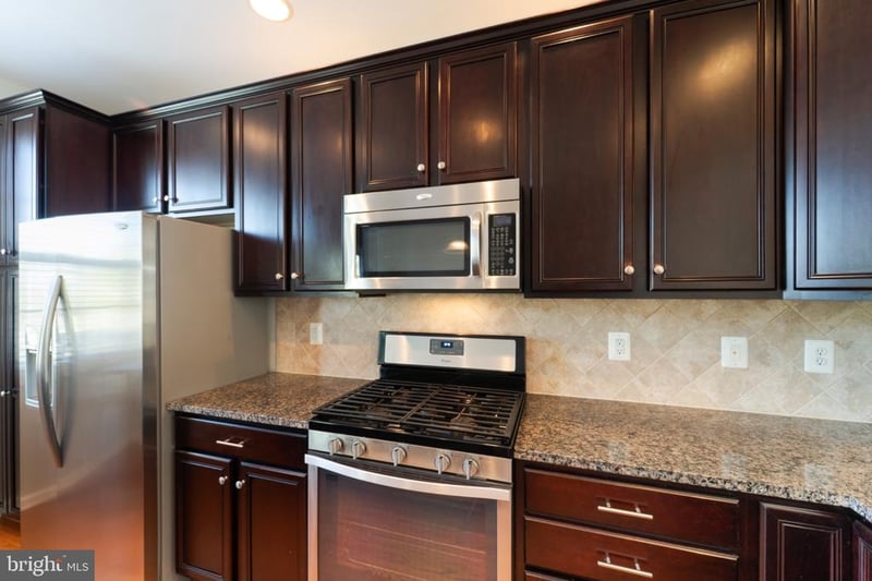 23073 Weybridge Sq, Broadlands, VA 20148