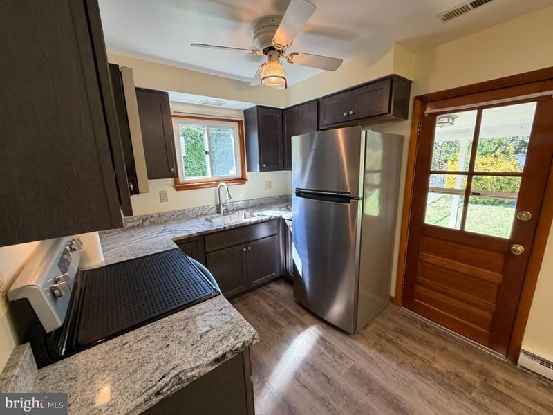 201 Giddings Ave, Annapolis, MD 21401