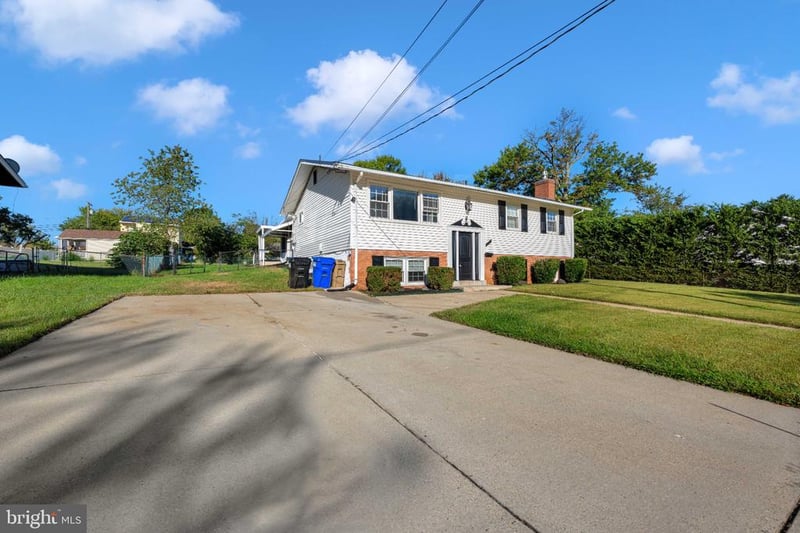 15406 Alan Dr, Laurel, MD 20707