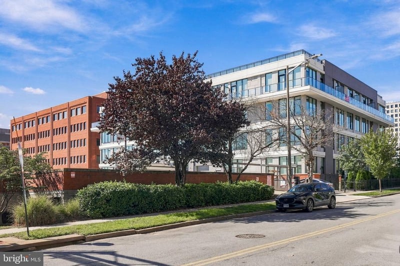 801 N Fairfax St #217, Alexandria, VA 22314