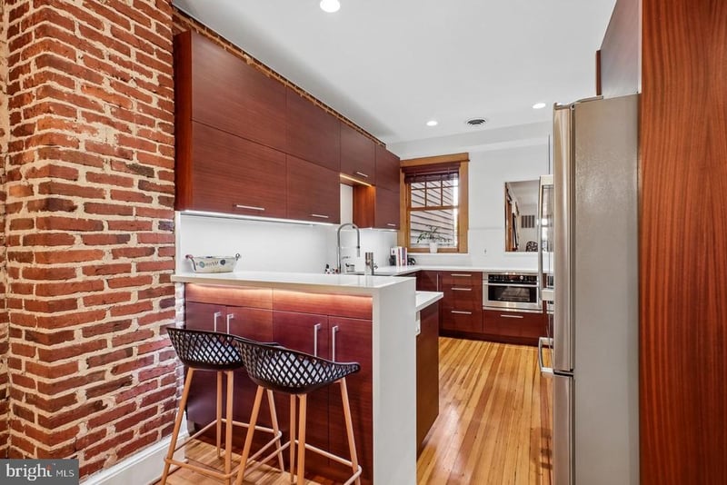 511 7th St NE, Washington, DC 20002