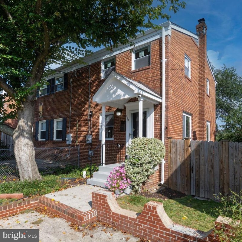 102 S Ingram St, Alexandria, VA 22304