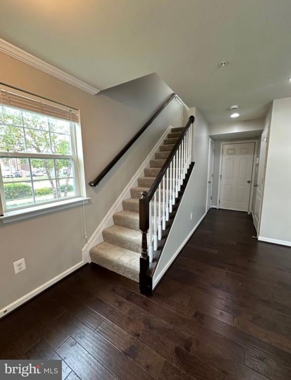 7154 Beaumont Pl, Hanover, MD 21076