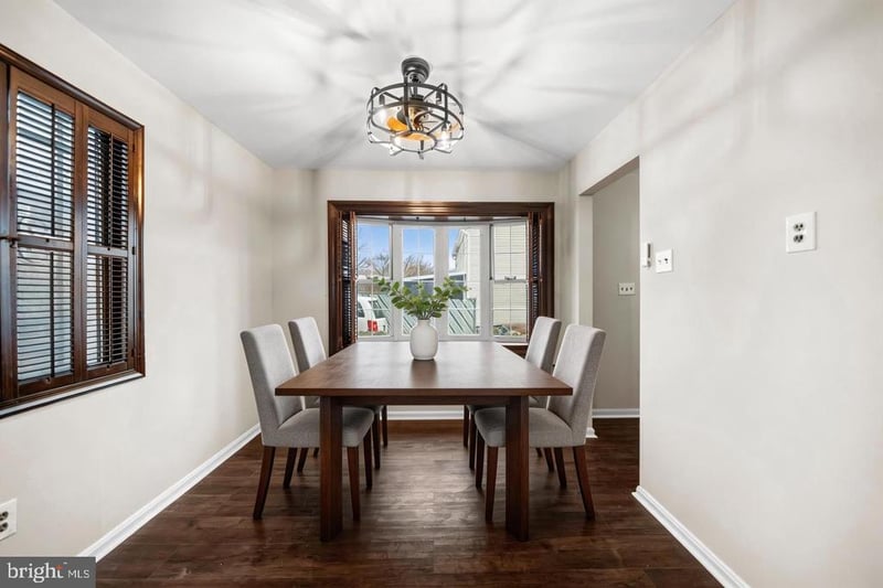 813 Delafield St NE, Washington, DC 20017