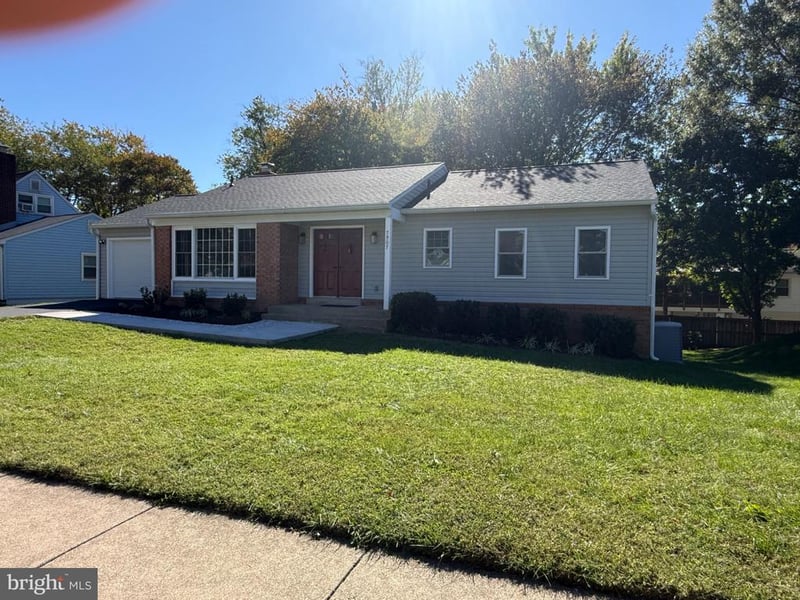 7907 Colorado Springs Dr, Springfield, VA 22153