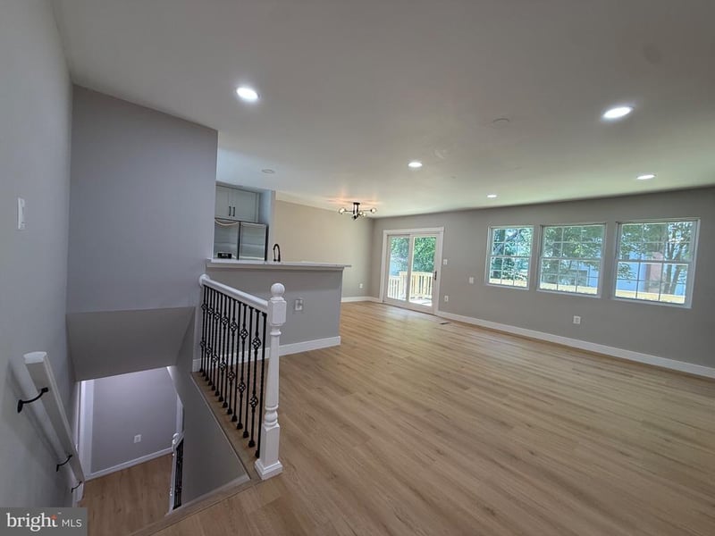 7907 Colorado Springs Dr, Springfield, VA 22153