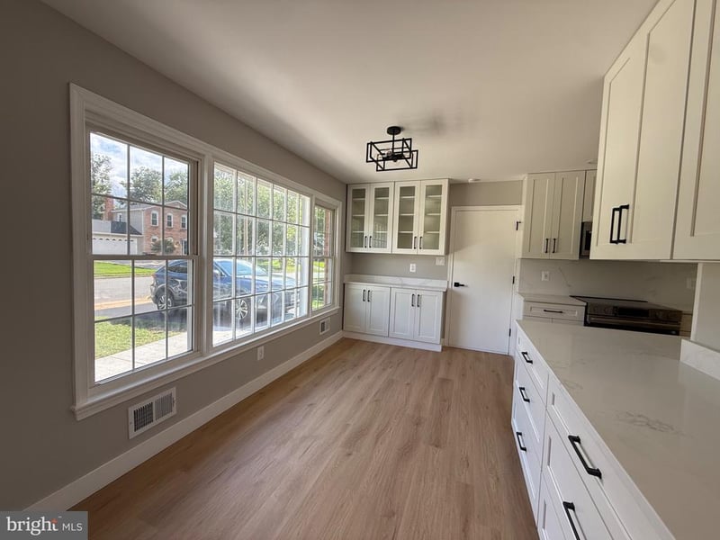 7907 Colorado Springs Dr, Springfield, VA 22153