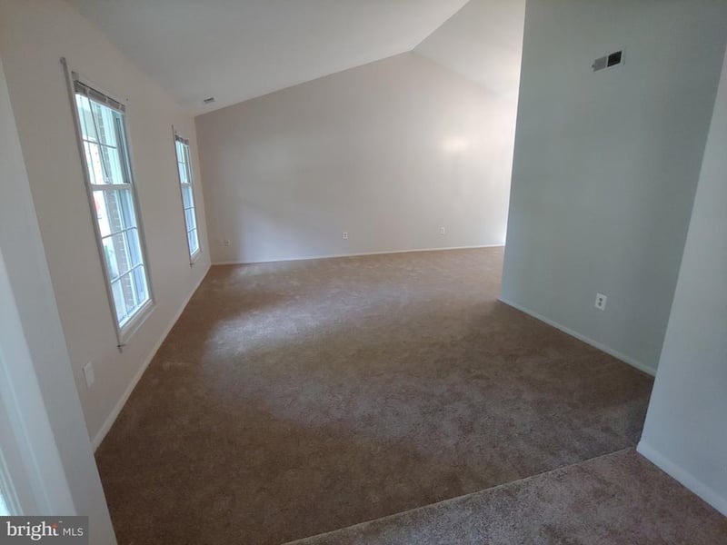 1910 Harcourt Ave, Crofton, MD 21114