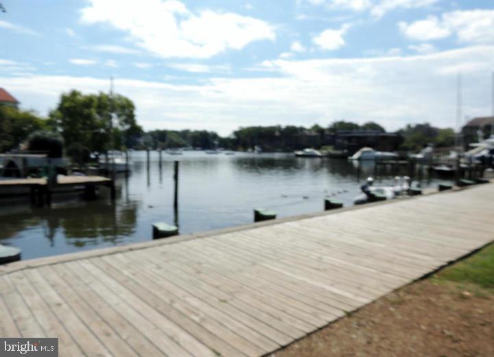 78 Charles St, Annapolis, MD 21401