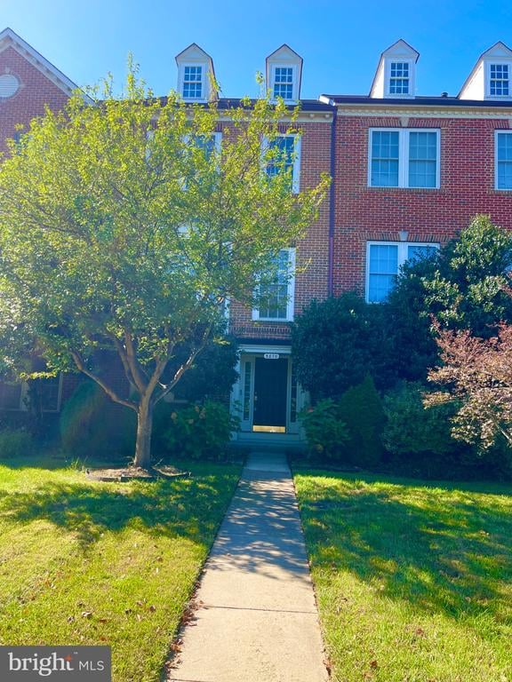 3870 Carriage Hill Dr, Frederick, MD 21704