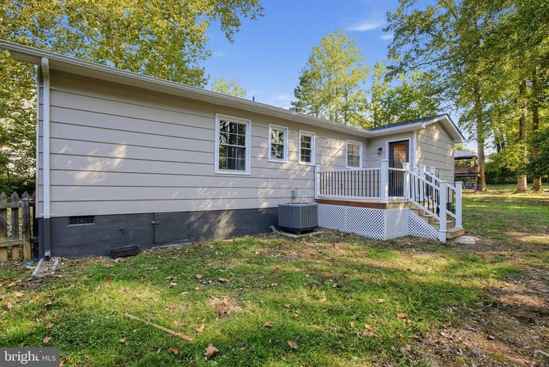 6016 Collier Dr, Fredericksburg, VA 22407