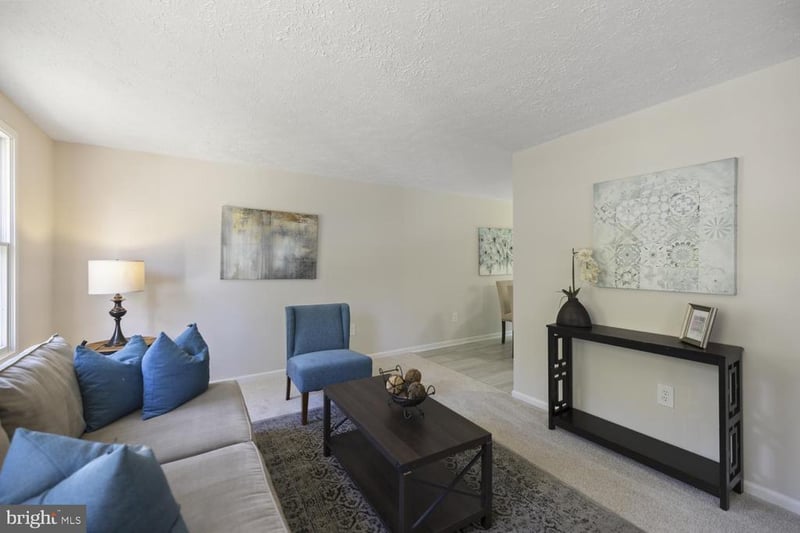 10214 Forestgrove Ln, Bowie, MD 20721