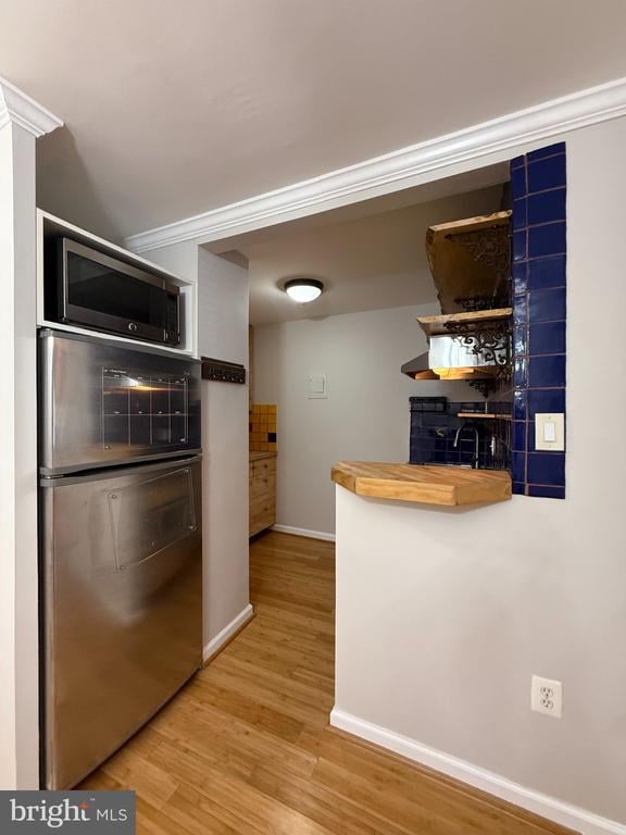 1011 Arlington Blvd #208, Arlington, VA 22209
