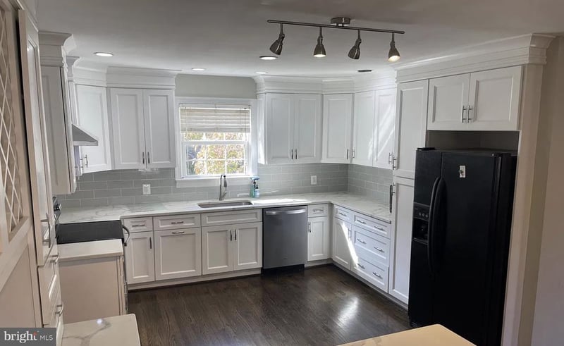 20 E George St, Walkersville, MD 21793