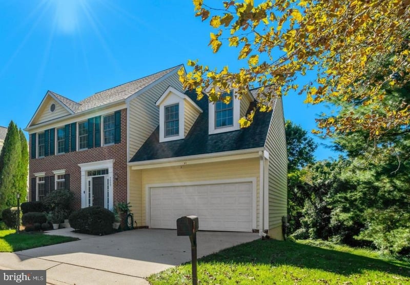 3022 Rosemoor Ln, Fairfax, VA 22031