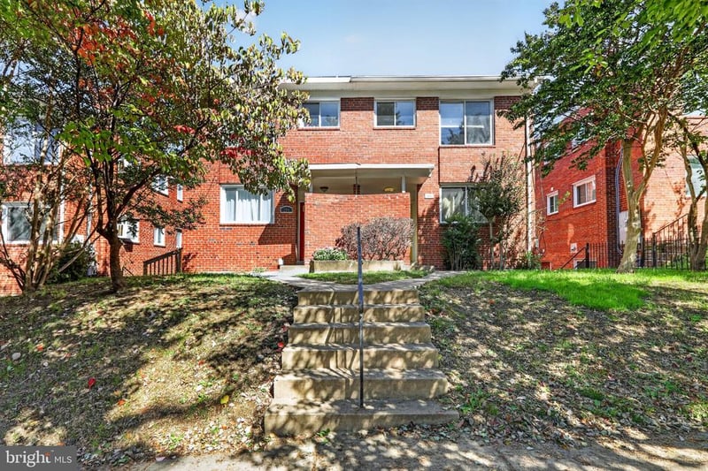 206 Webster St NE #2, Washington, DC 20011
