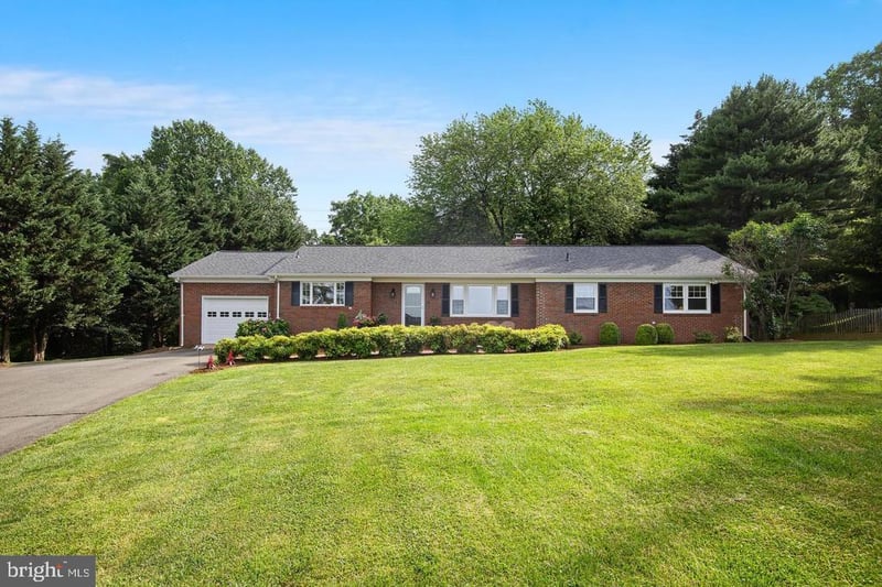 7441 Bear Wallow Rd, Warrenton, VA 20186