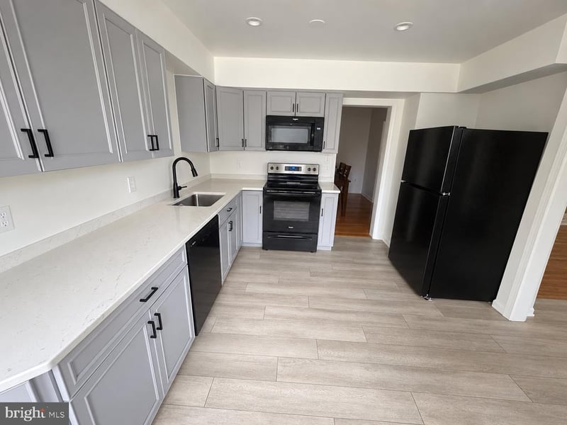 9692 Kanfer Ct, Gaithersburg, MD 20886