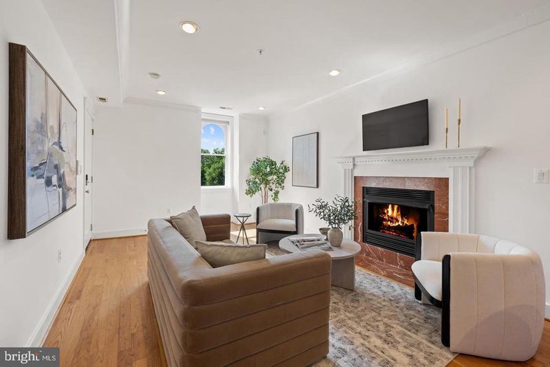 19 Logan Cir NW #300, Washington, DC 20005