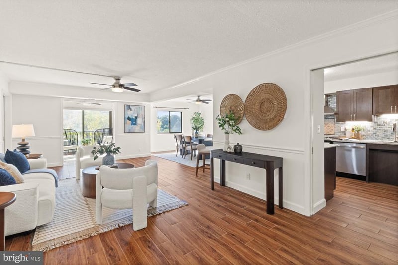 5901 Mount Eagle Dr #405, Alexandria, VA 22303