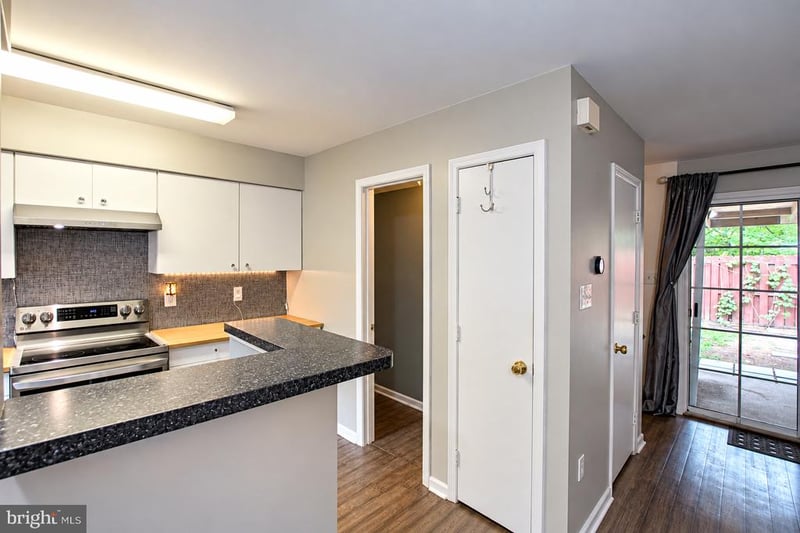 205 Wind Ridge Dr, Stafford, VA 22554