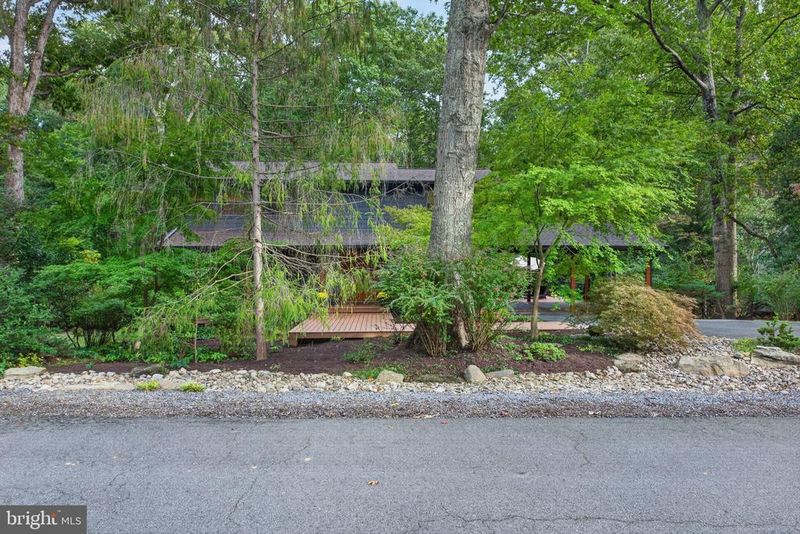 11411 Running Cedar Rd, Reston, VA 20191