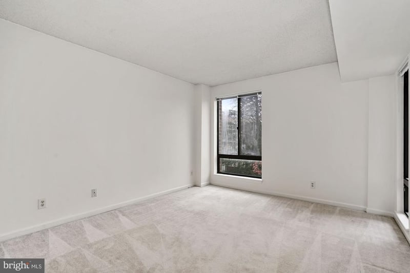 803 N Howard St #337, Alexandria, VA 22304