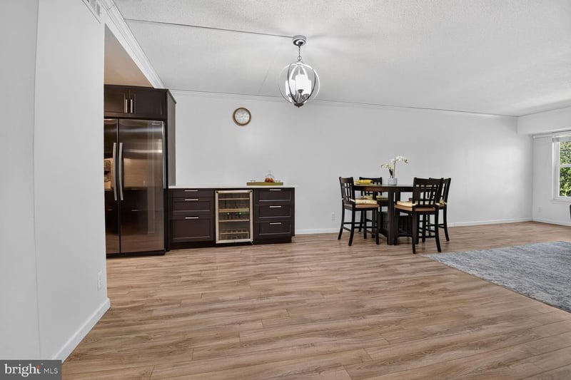 7721 Tremayne Pl #202, Mclean, VA 22102