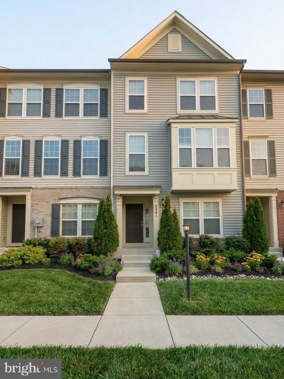 8481 Hedwig Ln, Frederick, MD 21704