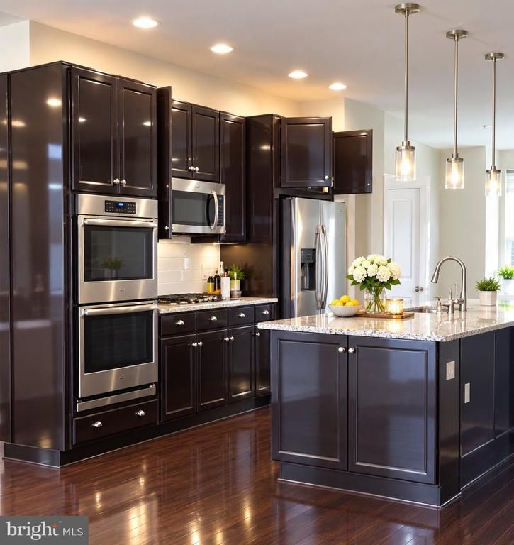 8481 Hedwig Ln, Frederick, MD 21704