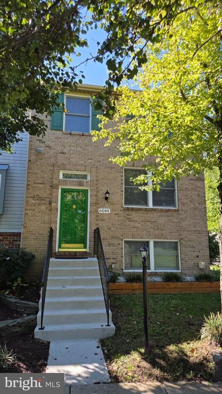 6044 Chicory Pl, Alexandria, VA 22310