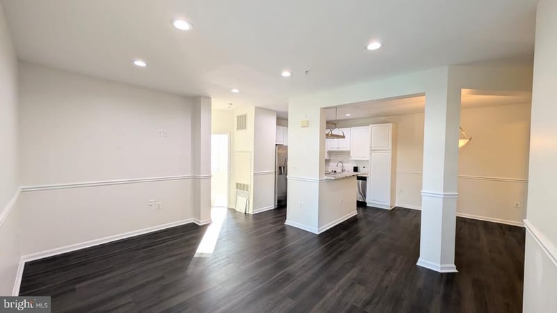 6481 Cheyenne Dr #203, Alexandria, VA 22312