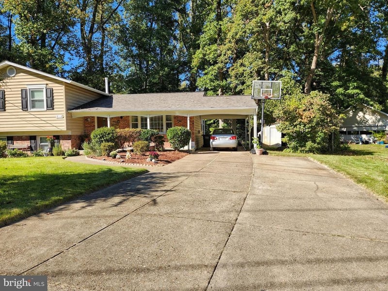 8112 Dabney Ave, Springfield, VA 22152