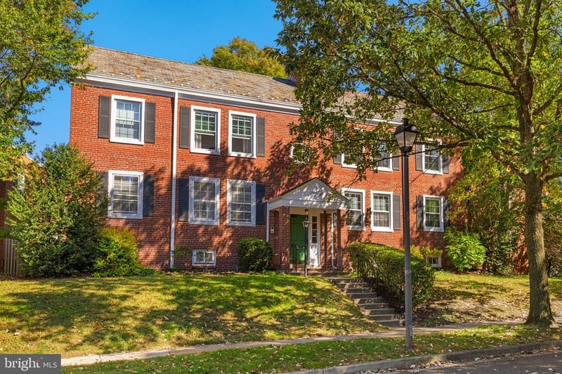 2865 S Buchanan St #B2, Arlington, VA 22206