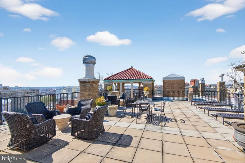 1901 NW Wyoming Ave NW #52, Washington, DC 20009