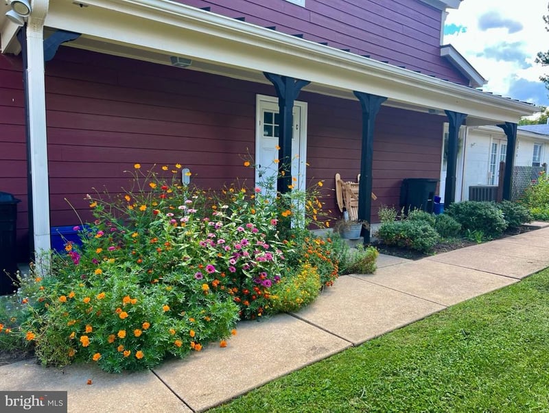 201 N 23rd St #D, Purcellville, VA 20132