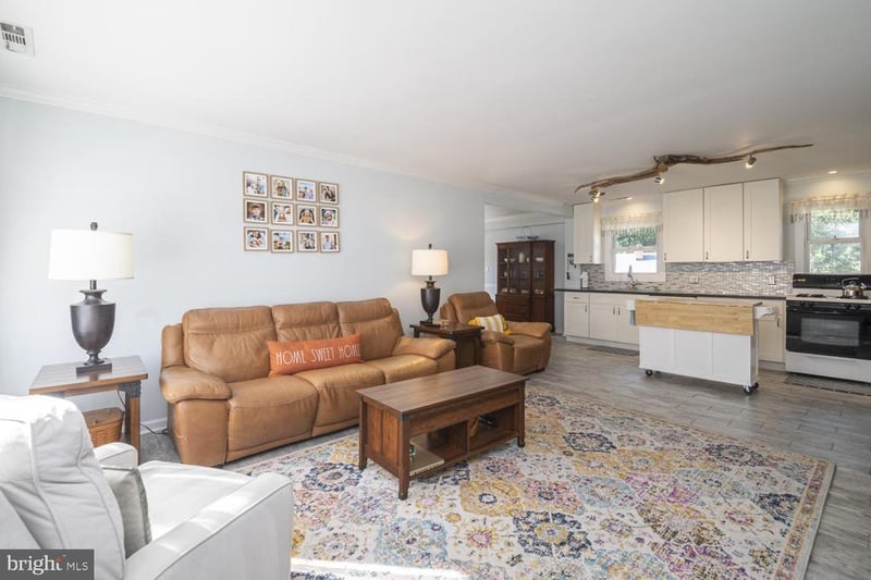 7904 Outing Ave, Pasadena, MD 21122