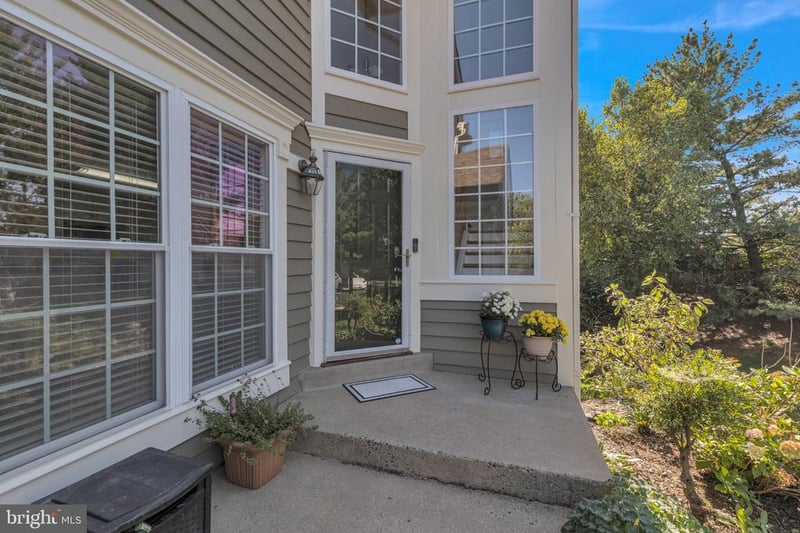 21178 Wildflower Sq, Ashburn, VA 20147