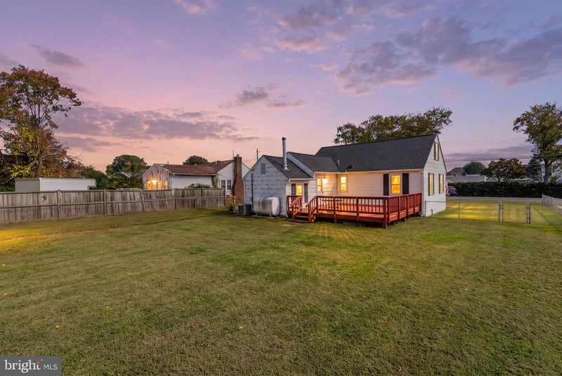 14720 Featherstone Rd, Woodbridge, VA 22191