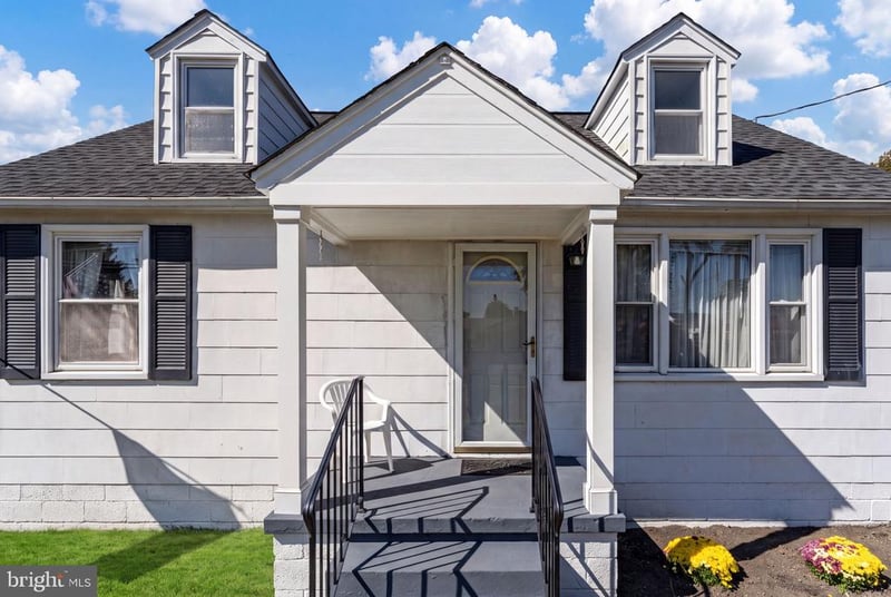 14720 Featherstone Rd, Woodbridge, VA 22191