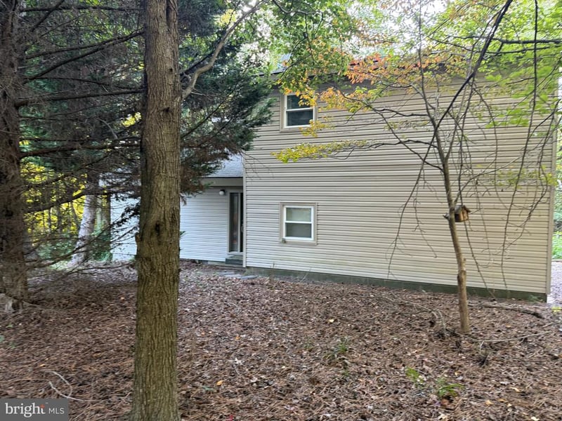 2894 N Independence Dr, Montross, VA 22520