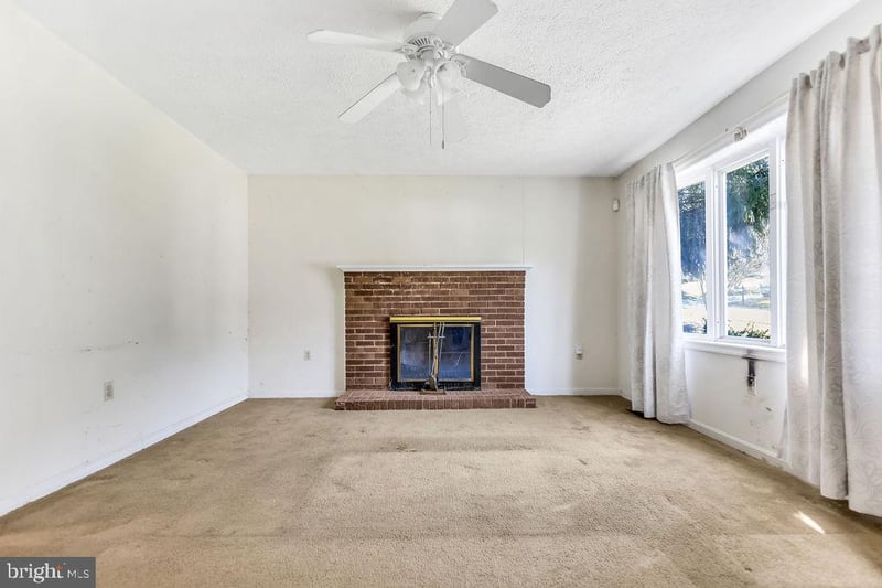 10933 Bridle Path Cir, Waldorf, MD 20601